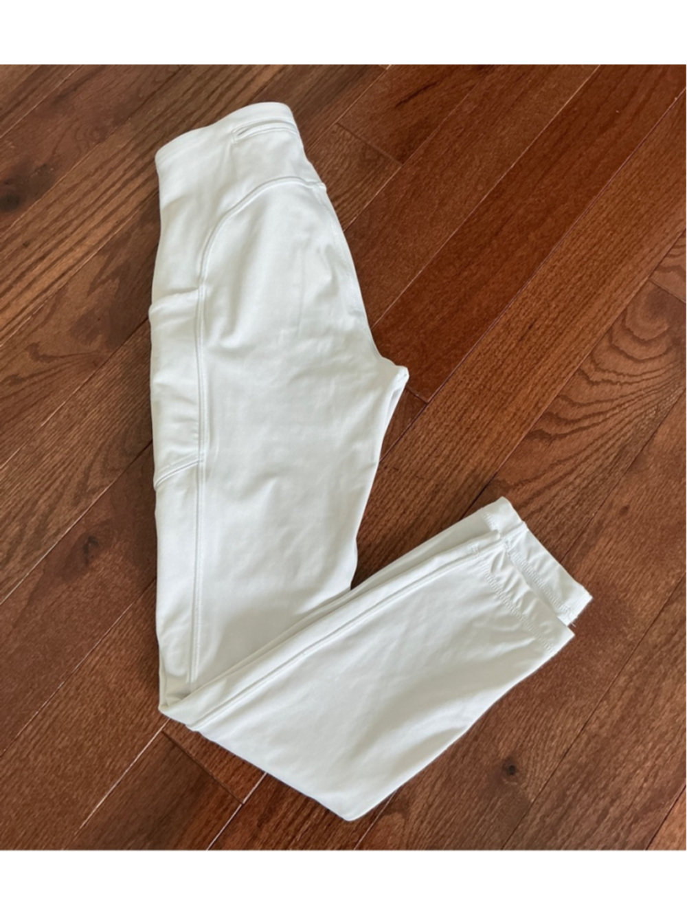 Women's Lululemon White Double- Lined Leggings Size 4